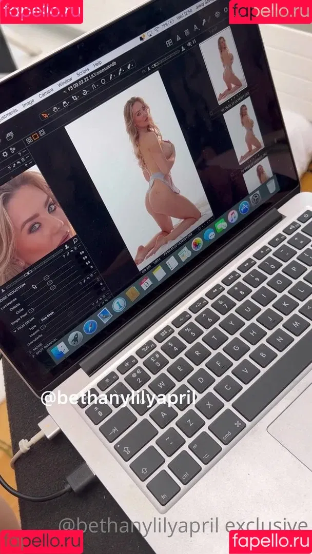 Bethany Lily April Onlyfans Photo Gallery 