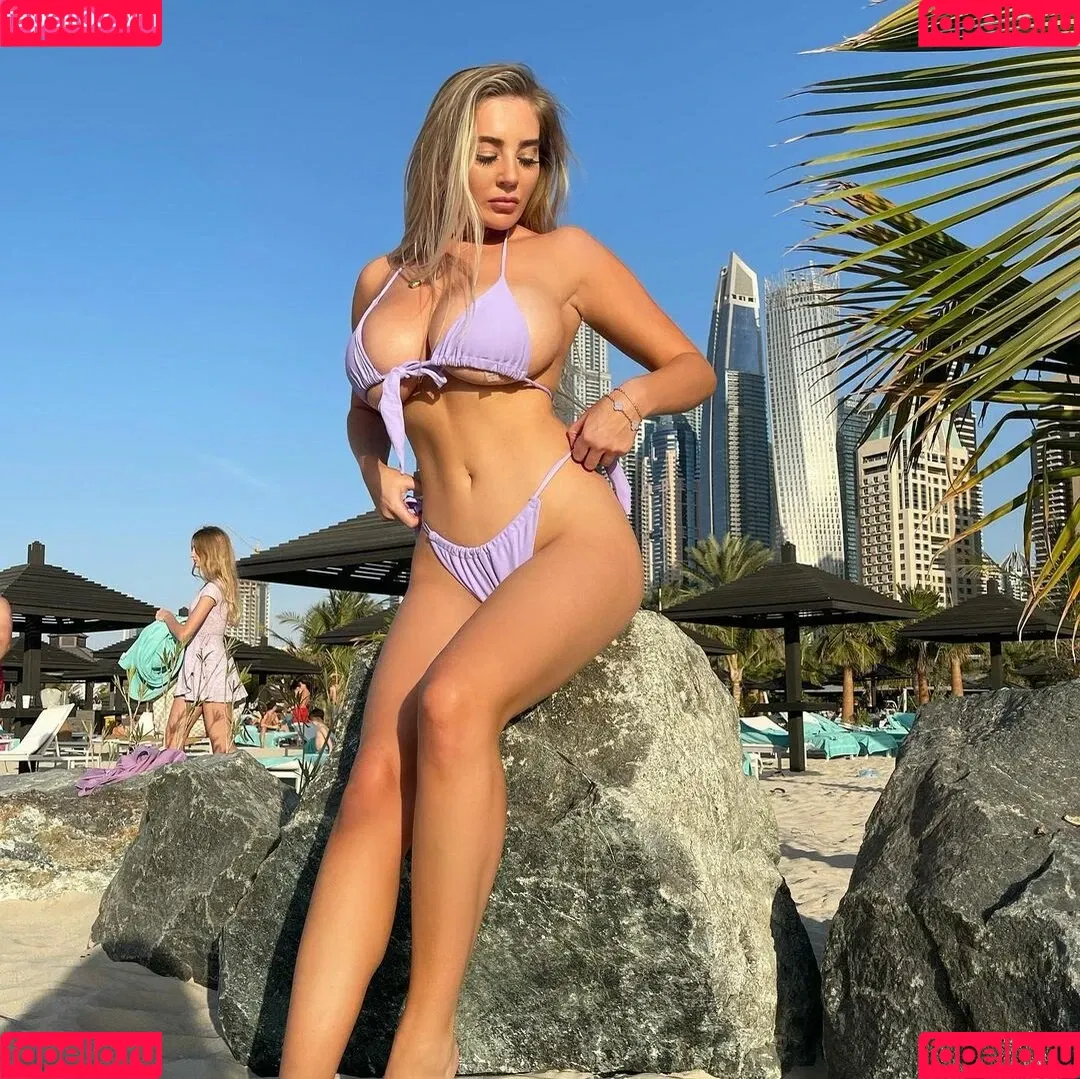 Bethany Lily April Onlyfans Photo Gallery 