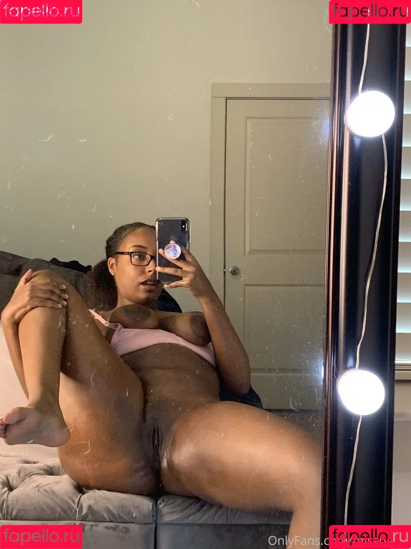 missusblu Onlyfans Photo Gallery 