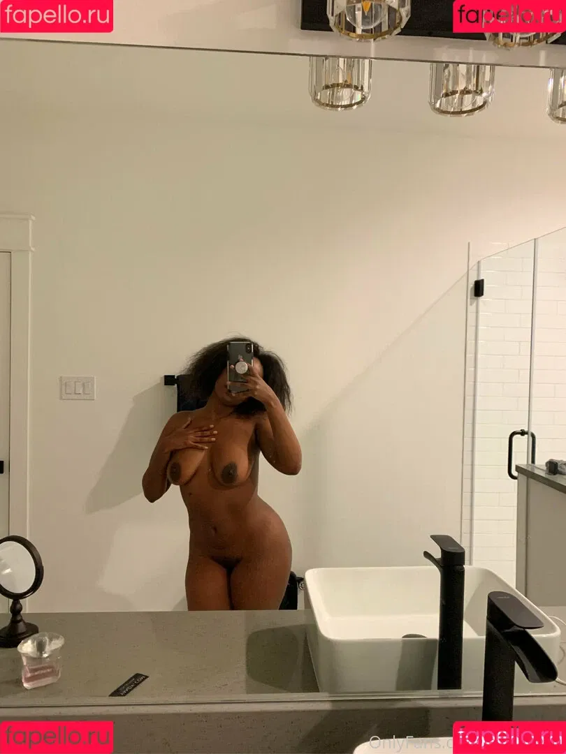 missusblu Onlyfans Photo Gallery 