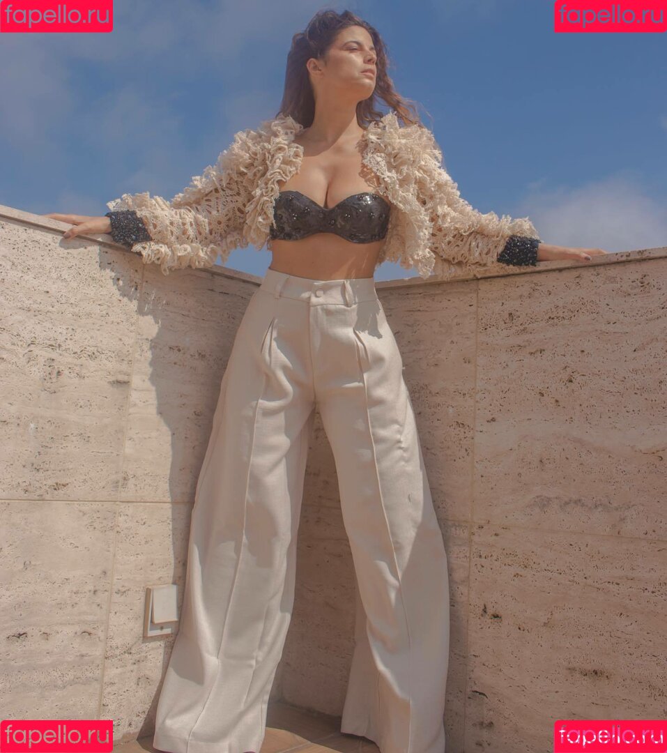 Emanuelle Araújo Onlyfans Photo Gallery 