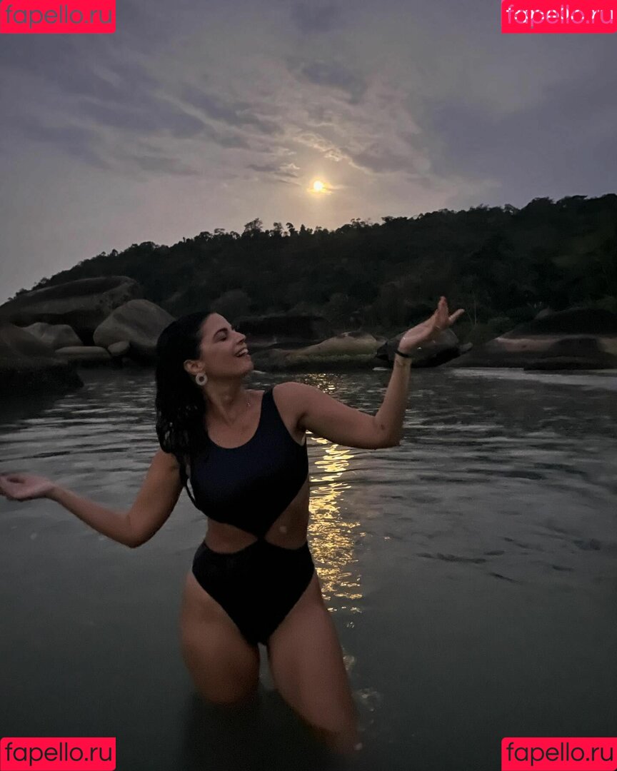 Emanuelle Araújo Onlyfans Photo Gallery 