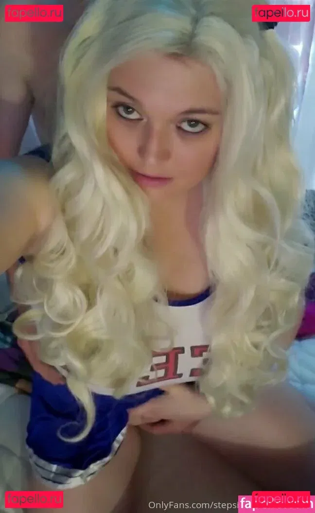 stepsister-and-brother Onlyfans Photo Gallery 