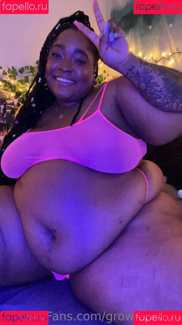 growingellex Onlyfans Photo Gallery 