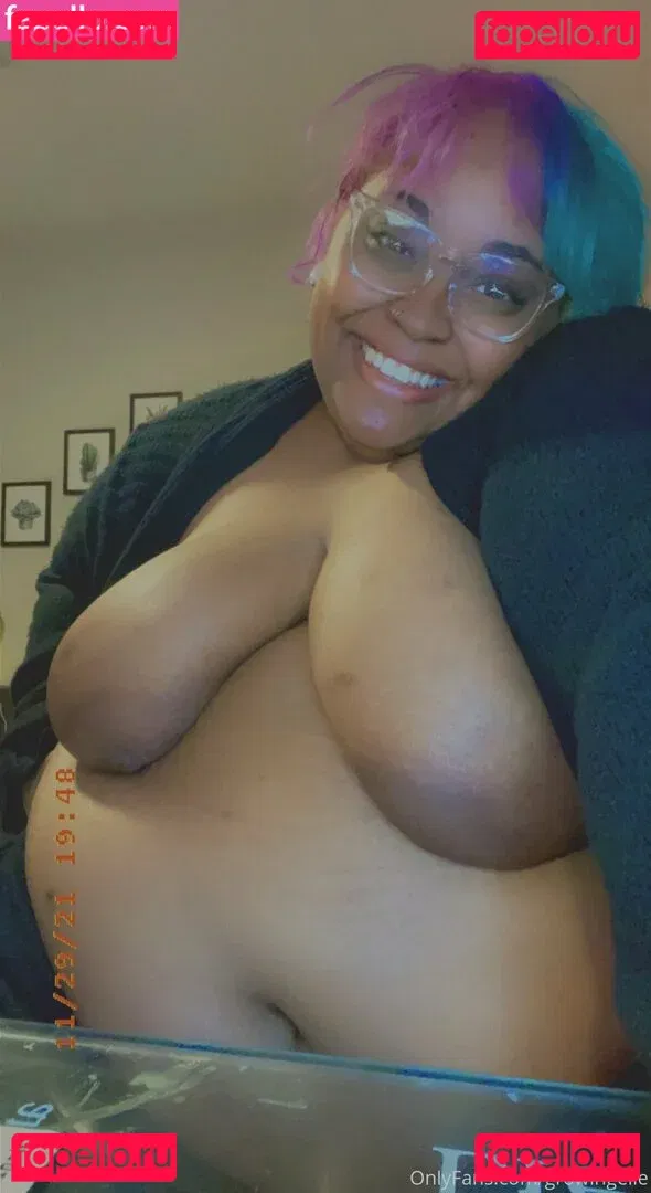 growingellex Onlyfans Photo Gallery 