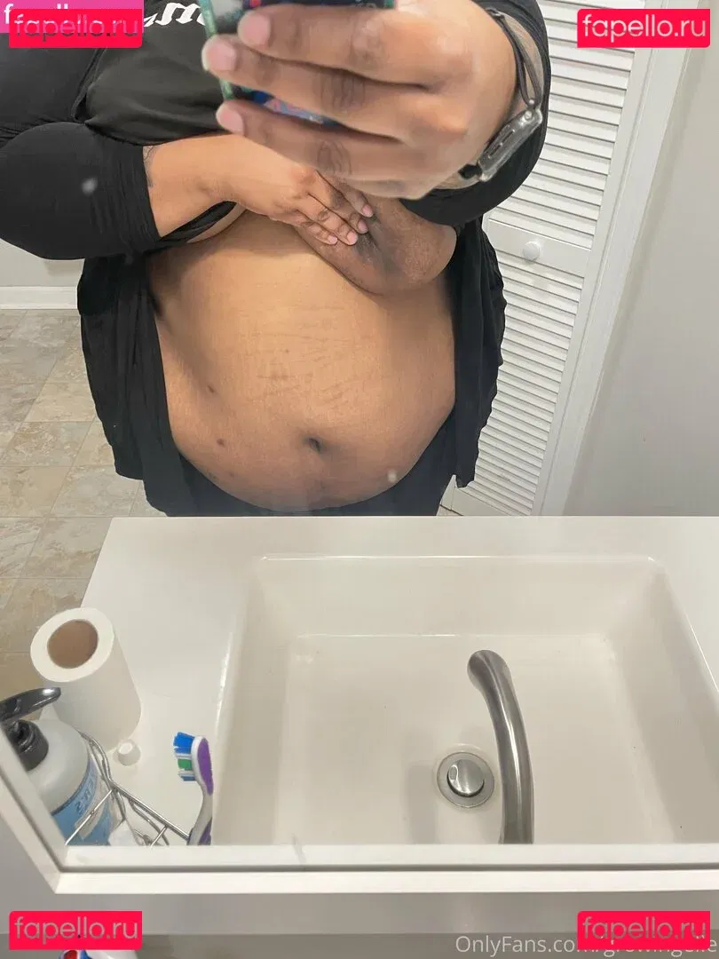 growingellex Onlyfans Photo Gallery 