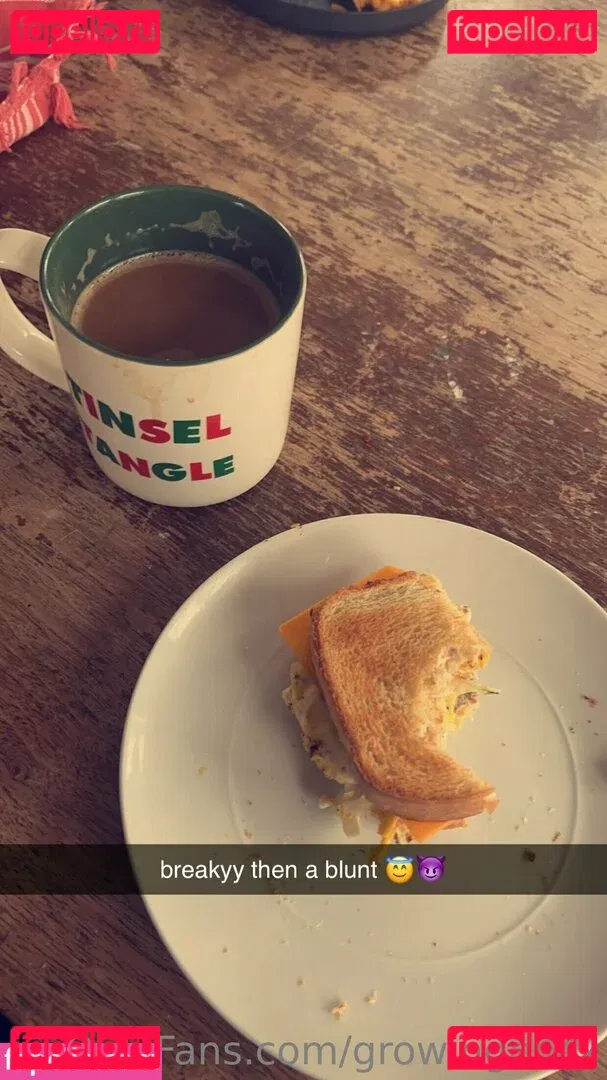 growingellex Onlyfans Photo Gallery 