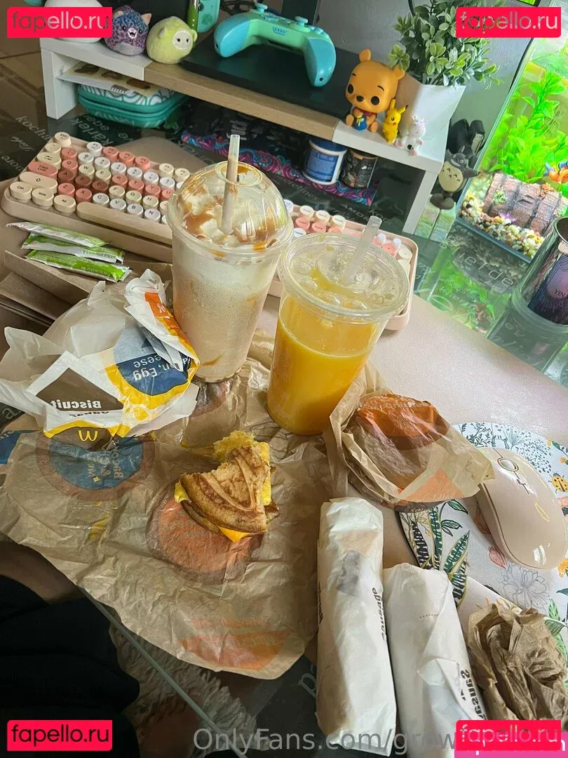 growingellex Onlyfans Photo Gallery 