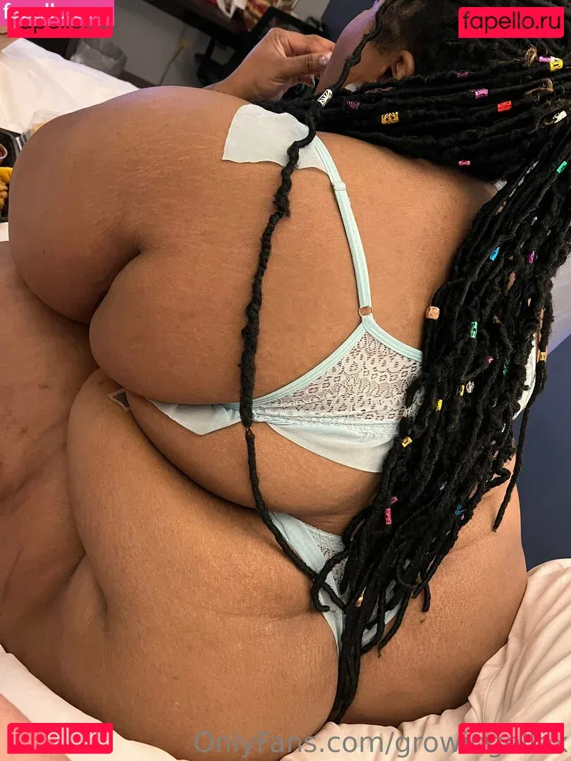 growingellex Onlyfans Photo Gallery 