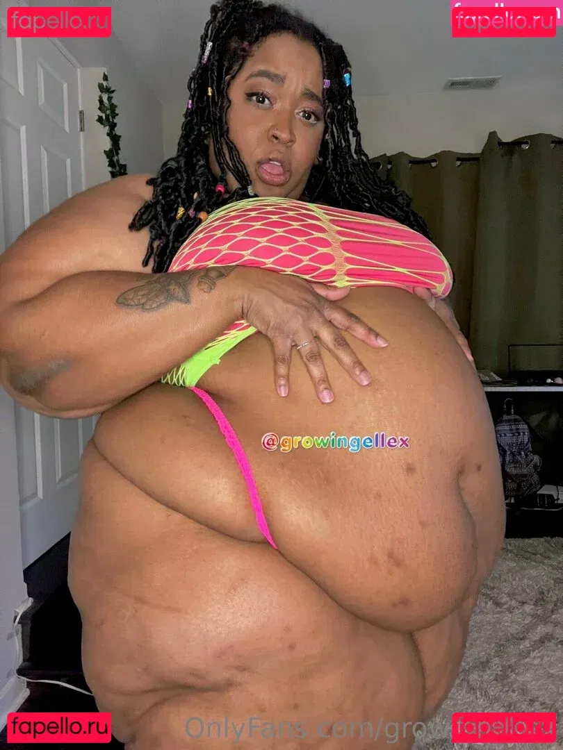 growingellex Onlyfans Photo Gallery 