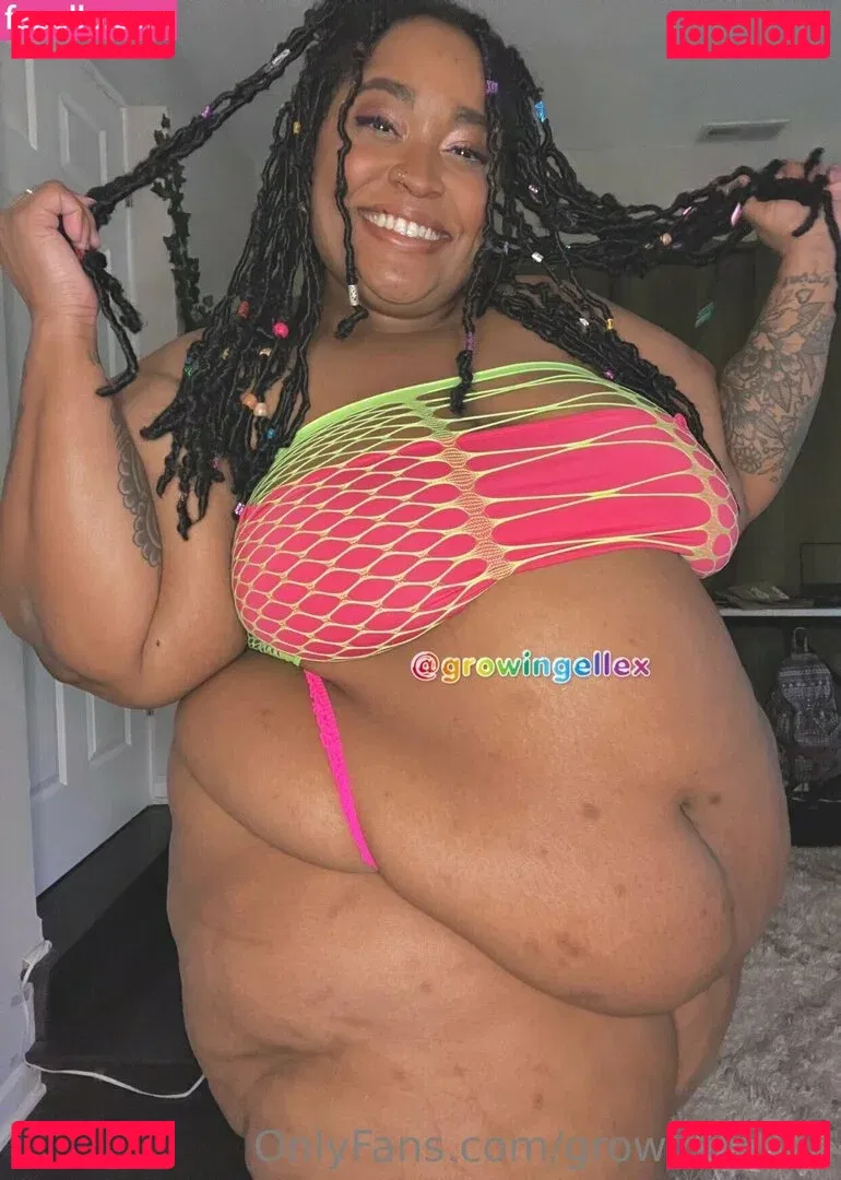 growingellex Onlyfans Photo Gallery 