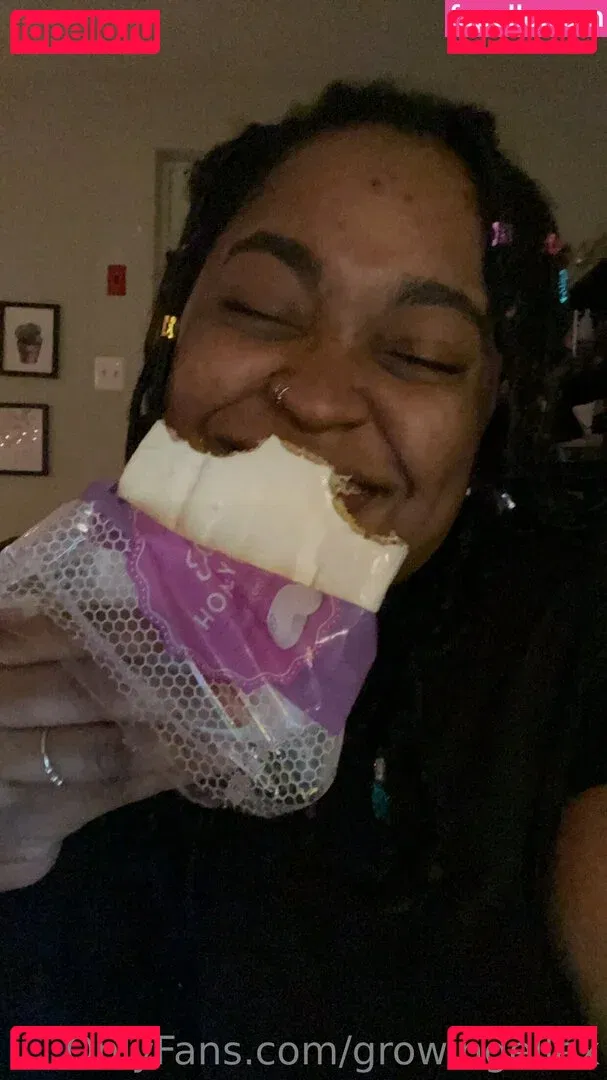 growingellex Onlyfans Photo Gallery 