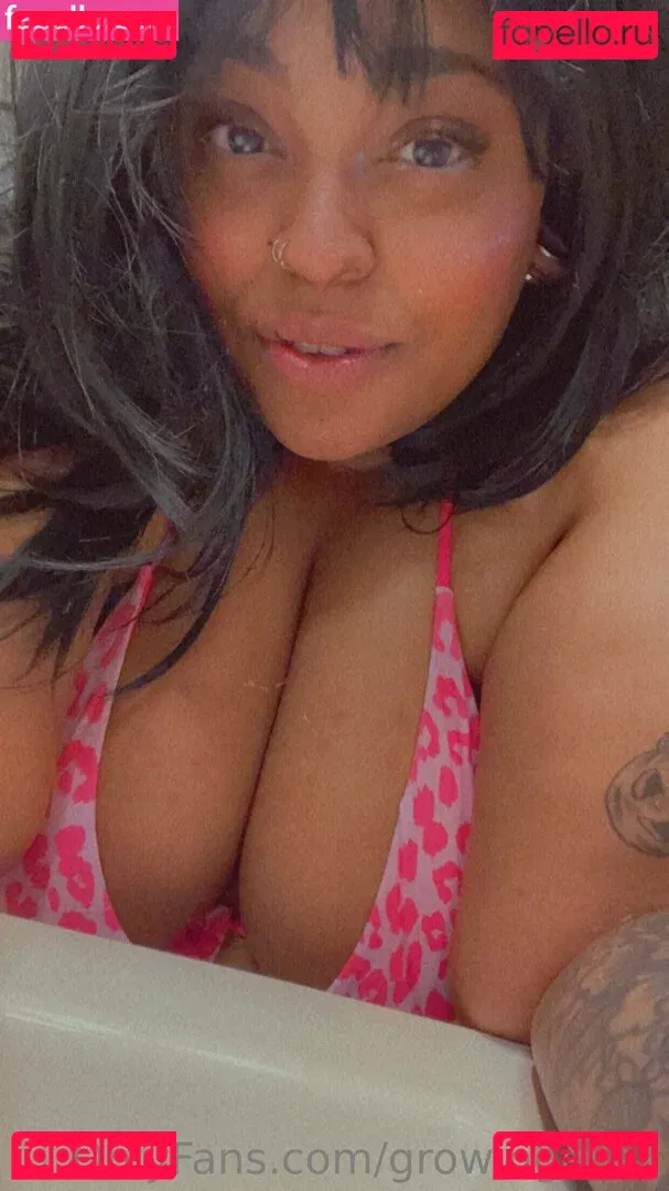 growingellex Onlyfans Photo Gallery 