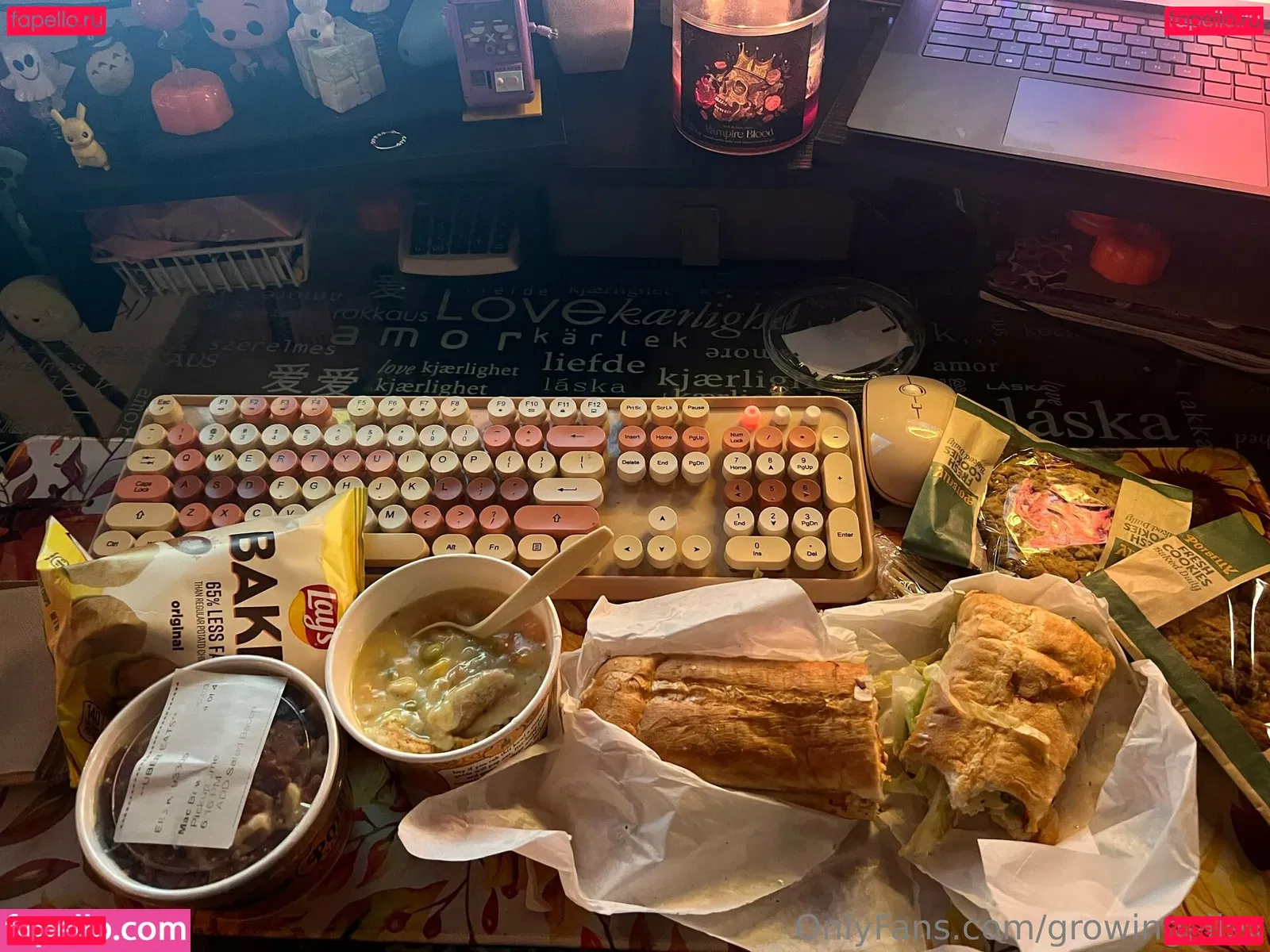 growingellex Onlyfans Photo Gallery 