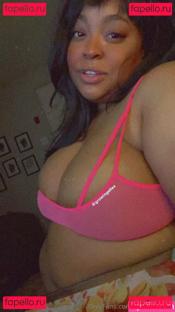 growingellex Onlyfans Photo Gallery 