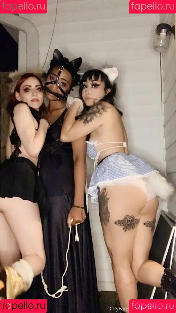 velvetmuerte Onlyfans Photo Gallery 