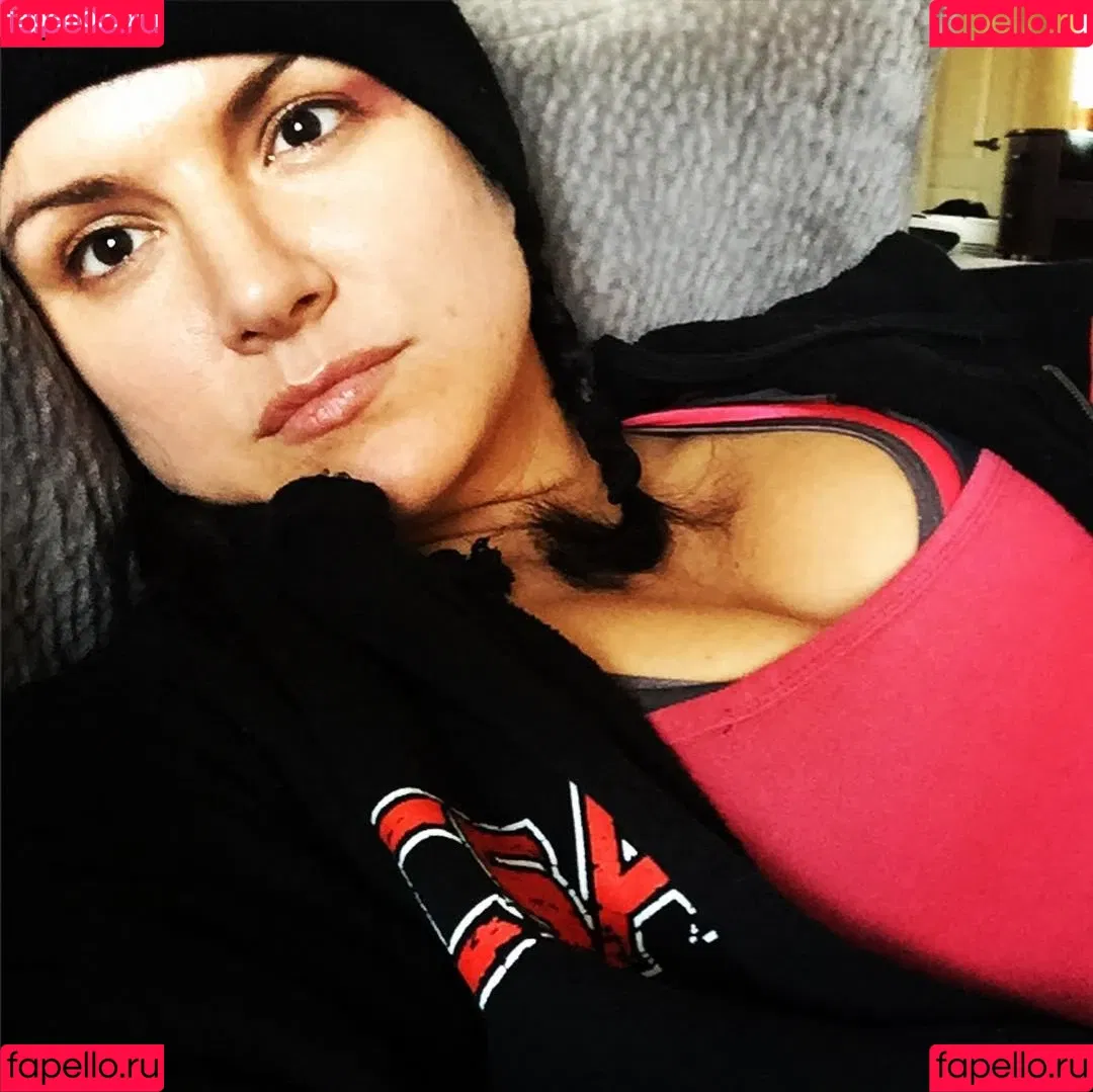 Gina Carano Onlyfans Photo Gallery 