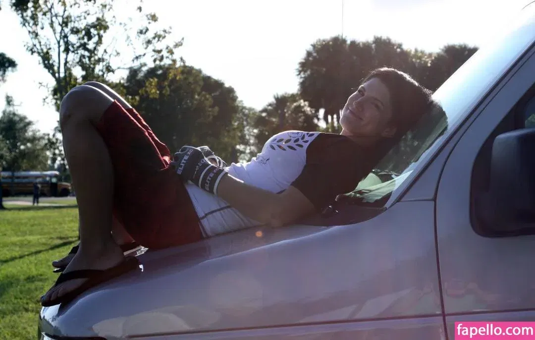 Gina Carano Onlyfans Photo Gallery 