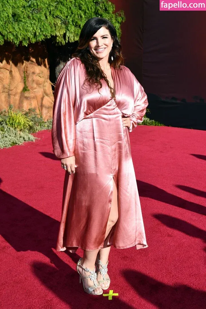 Gina Carano Onlyfans Photo Gallery 