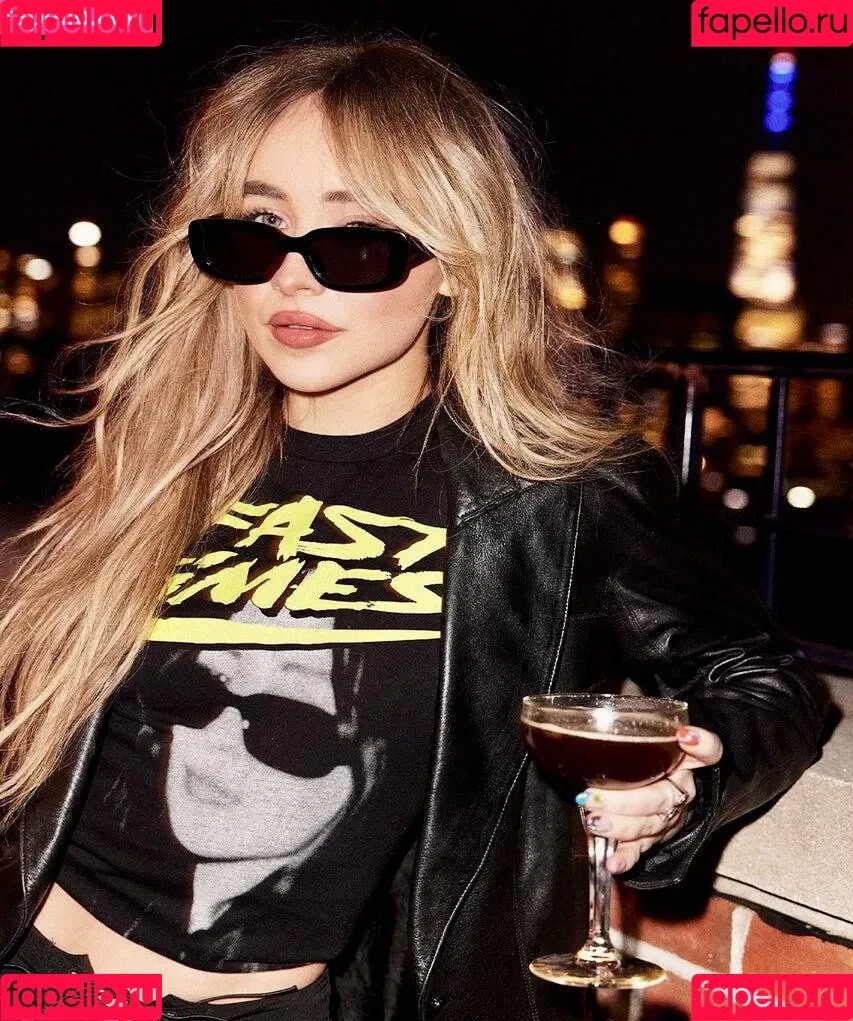 Sabrina Carpenter Onlyfans Photo Gallery 