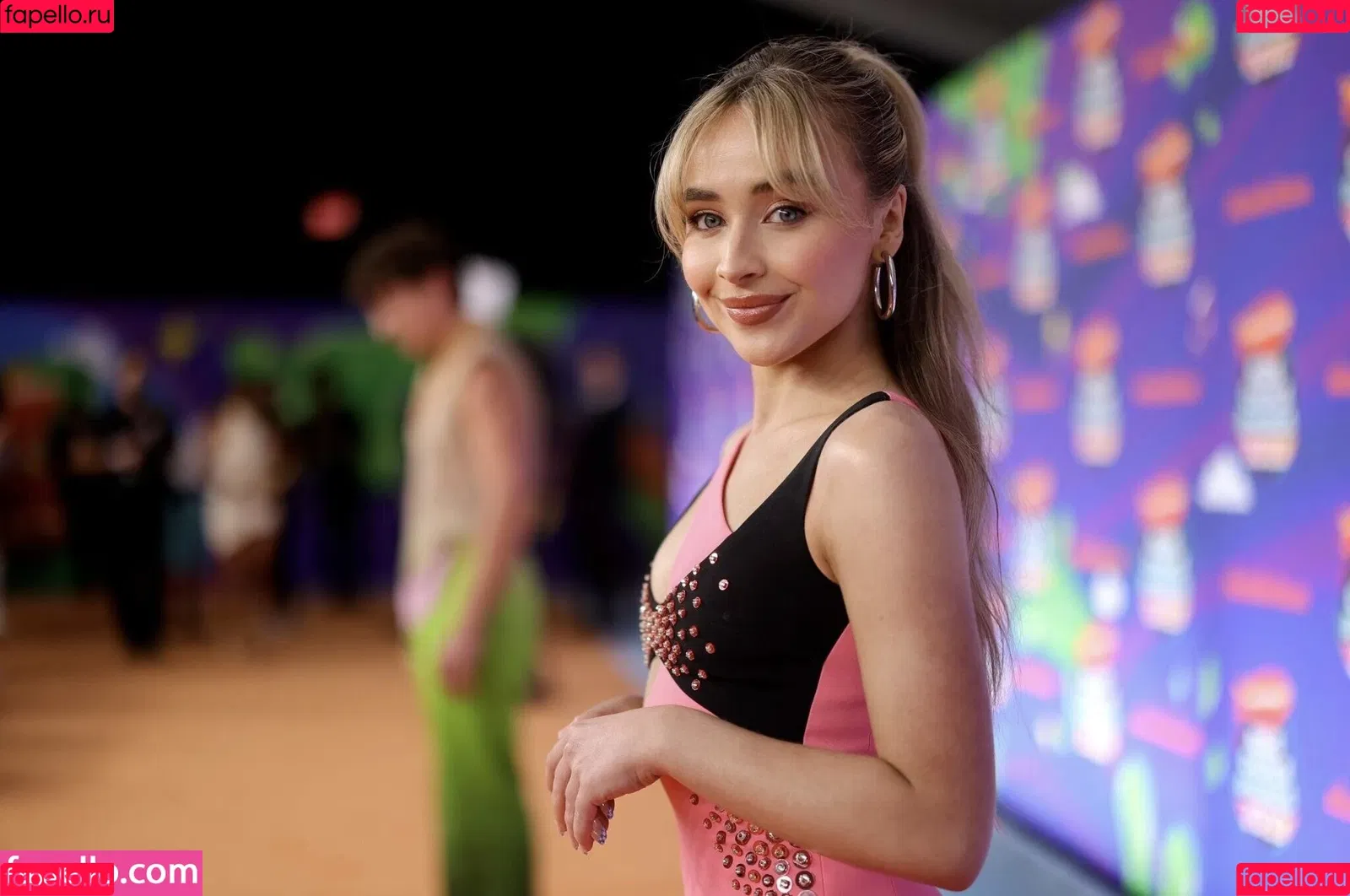 Sabrina Carpenter Onlyfans Photo Gallery 