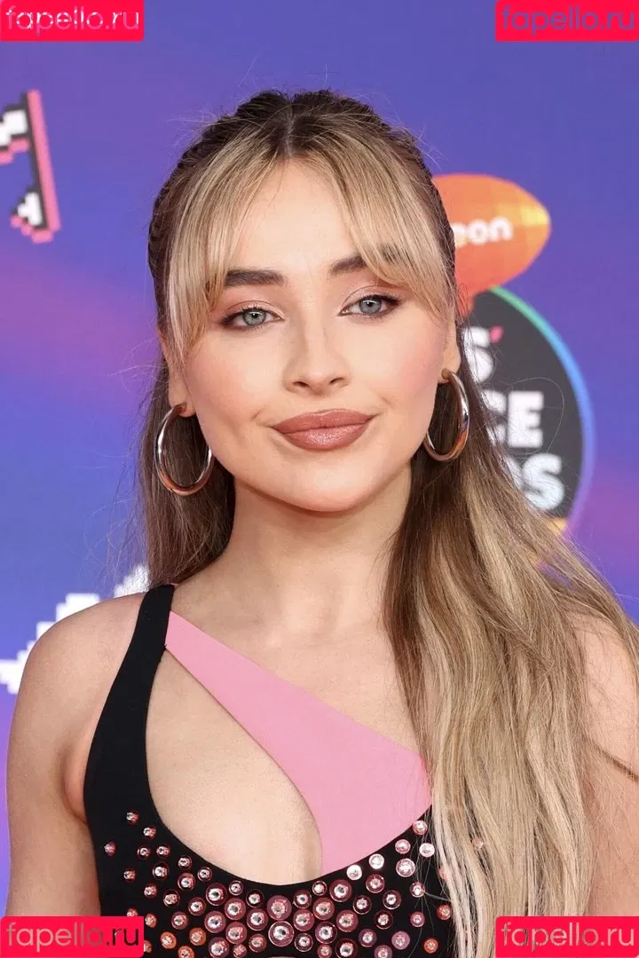Sabrina Carpenter Onlyfans Photo Gallery 