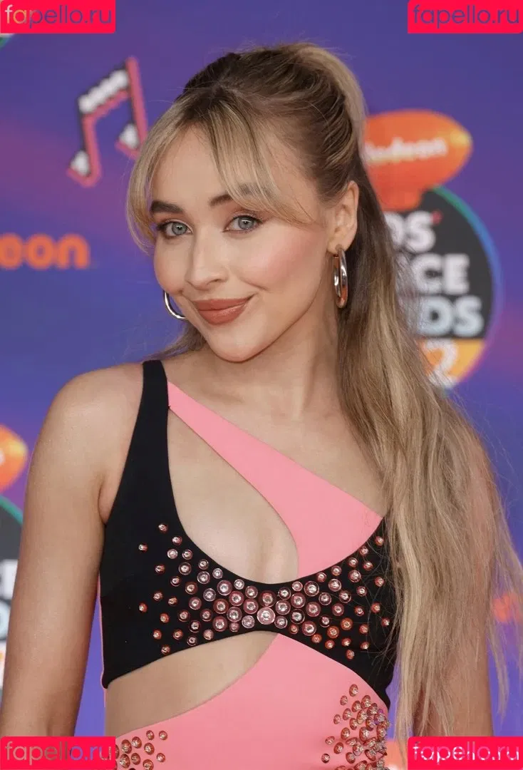 Sabrina Carpenter Onlyfans Photo Gallery 