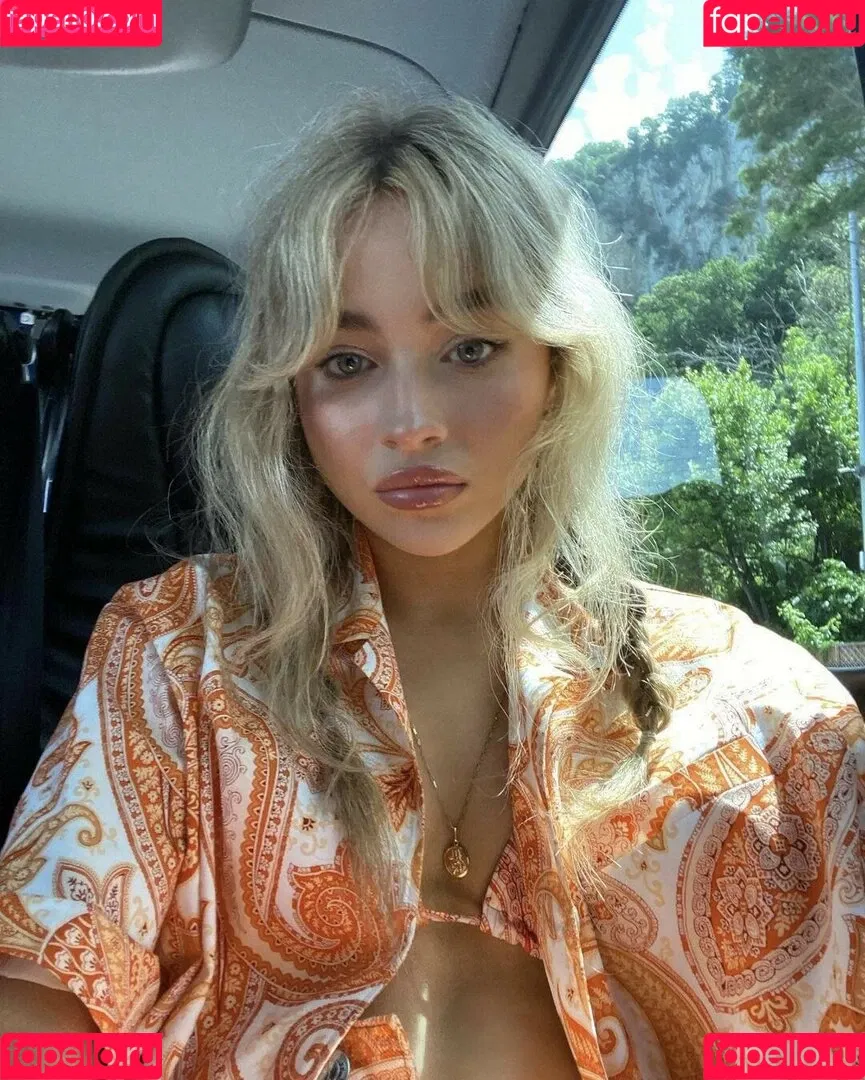 Sabrina Carpenter Onlyfans Photo Gallery 