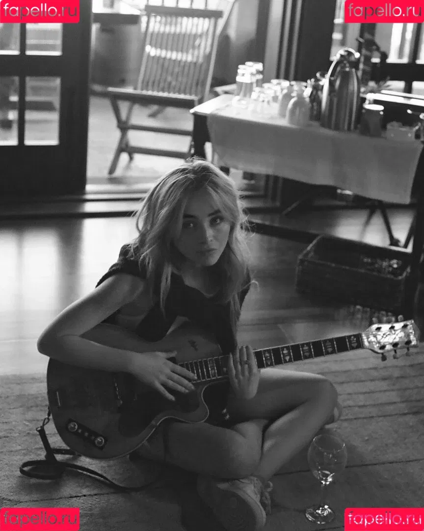 Sabrina Carpenter Onlyfans Photo Gallery 