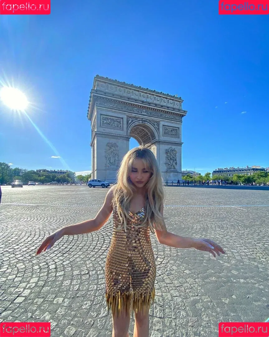 Sabrina Carpenter Onlyfans Photo Gallery 