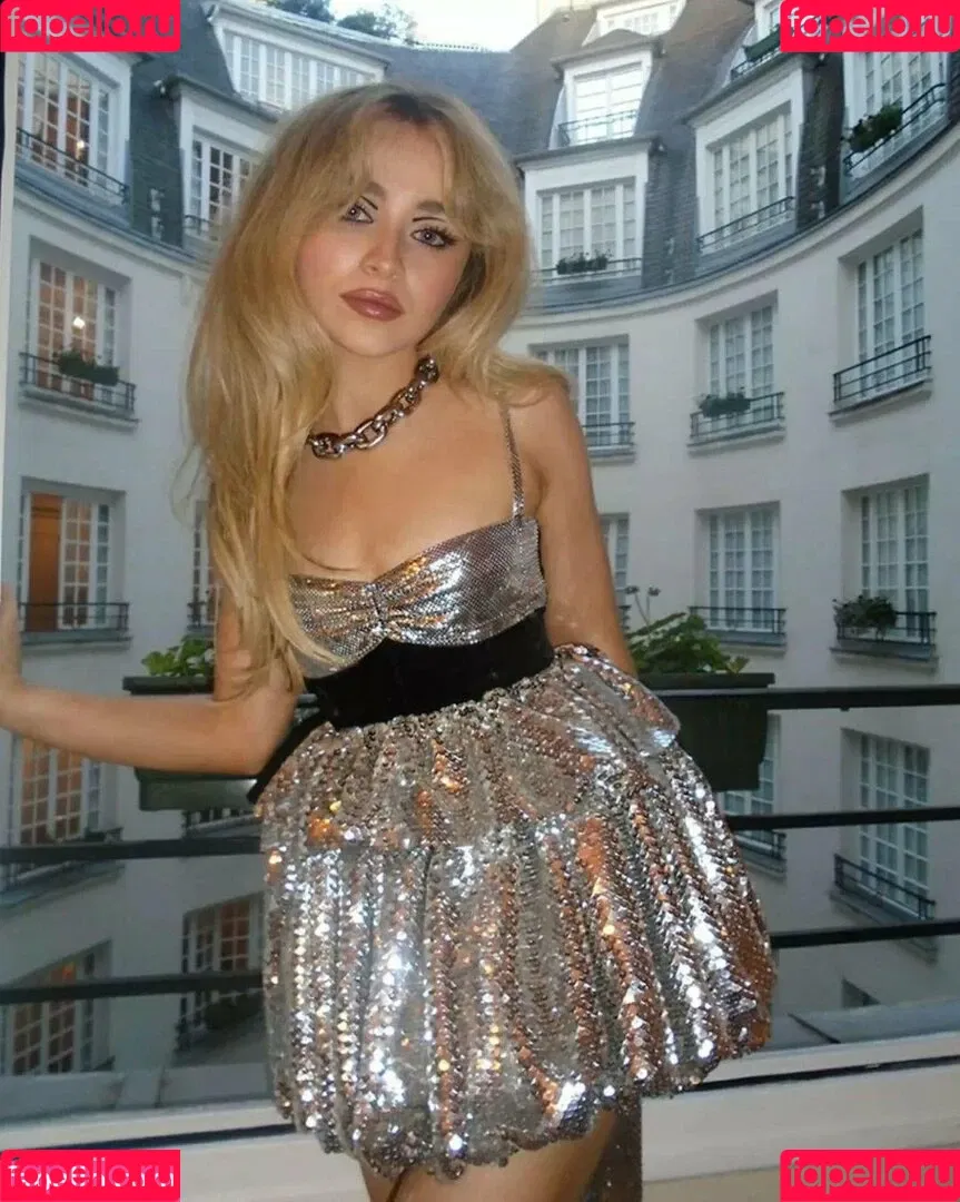 Sabrina Carpenter Onlyfans Photo Gallery 