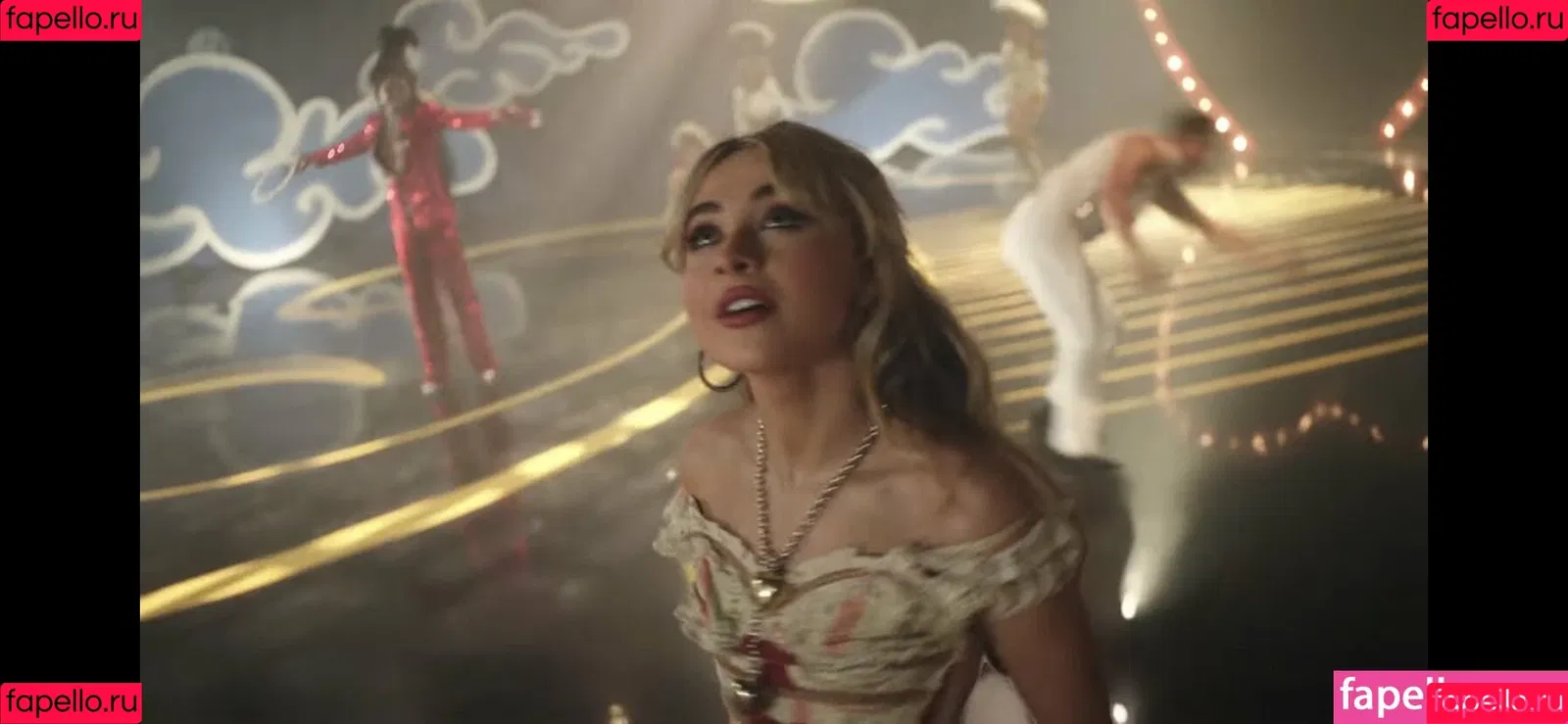 Sabrina Carpenter Onlyfans Photo Gallery 