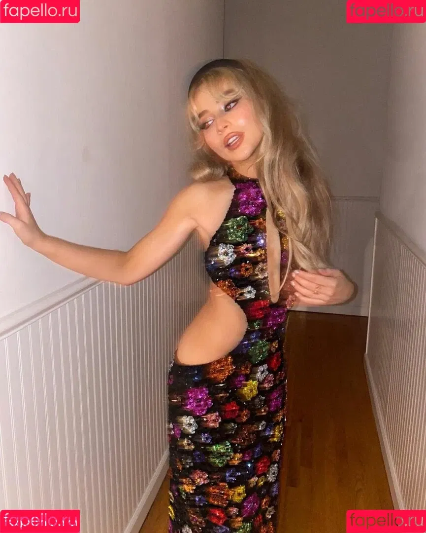 Sabrina Carpenter Onlyfans Photo Gallery 