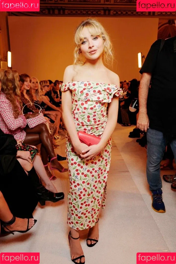 Sabrina Carpenter Onlyfans Photo Gallery 