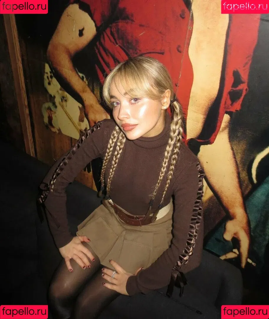 Sabrina Carpenter Onlyfans Photo Gallery 