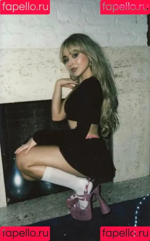 Sabrina Carpenter Onlyfans Photo Gallery 