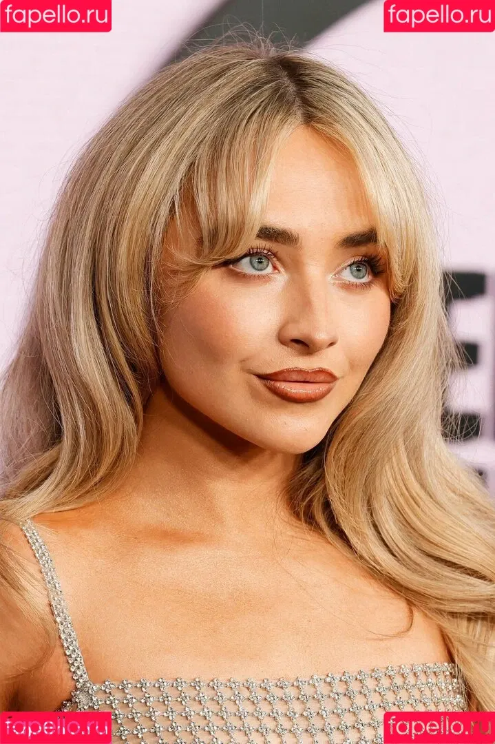 Sabrina Carpenter Onlyfans Photo Gallery 