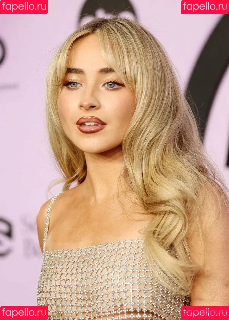 Sabrina Carpenter Onlyfans Photo Gallery 