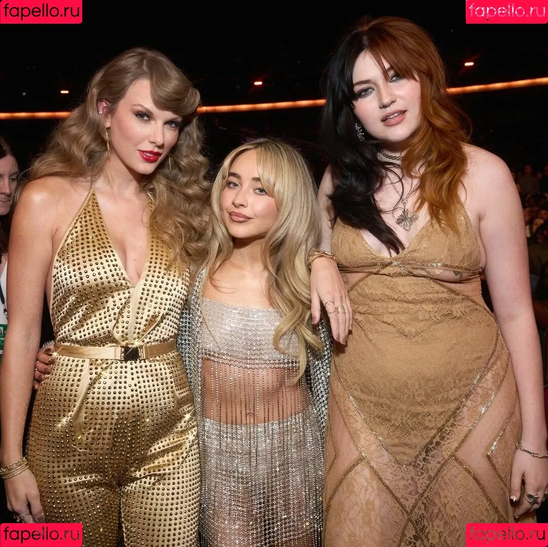 Sabrina Carpenter Onlyfans Photo Gallery 