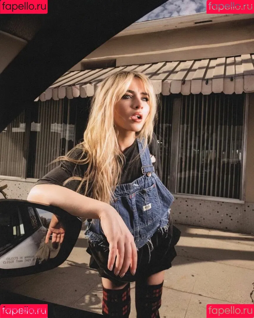 Sabrina Carpenter Onlyfans Photo Gallery 