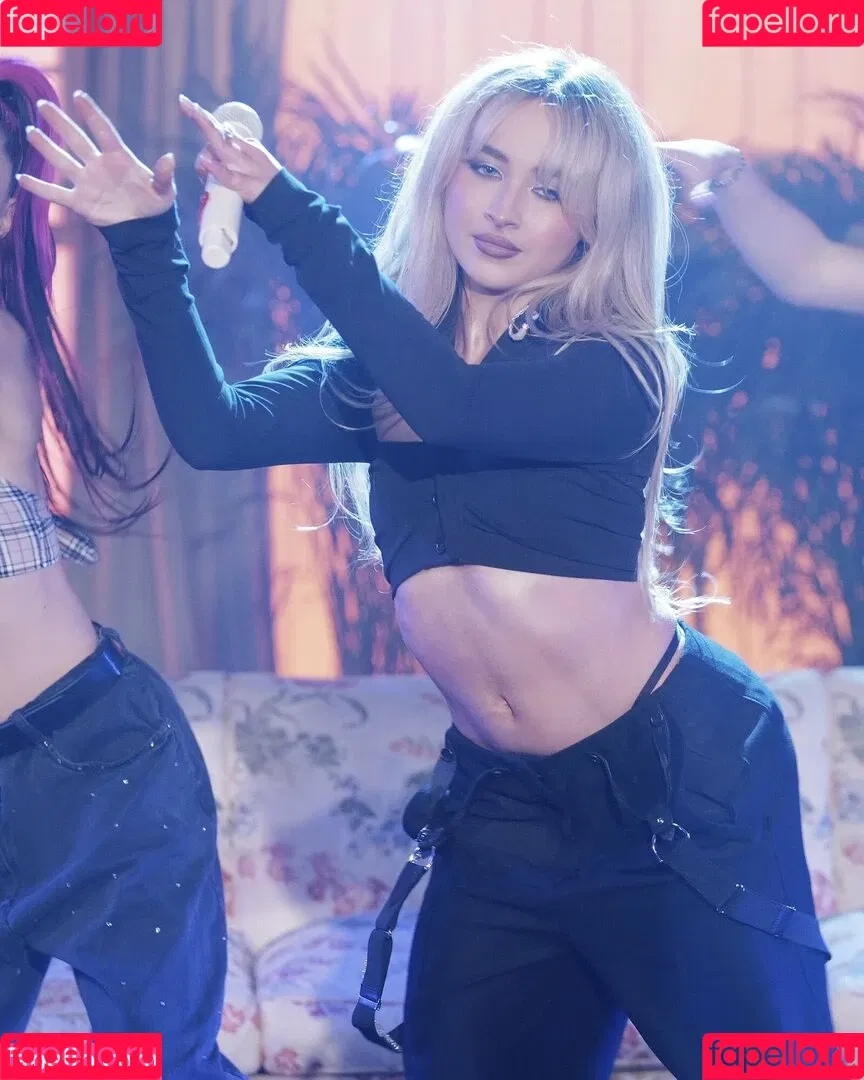 Sabrina Carpenter Onlyfans Photo Gallery 