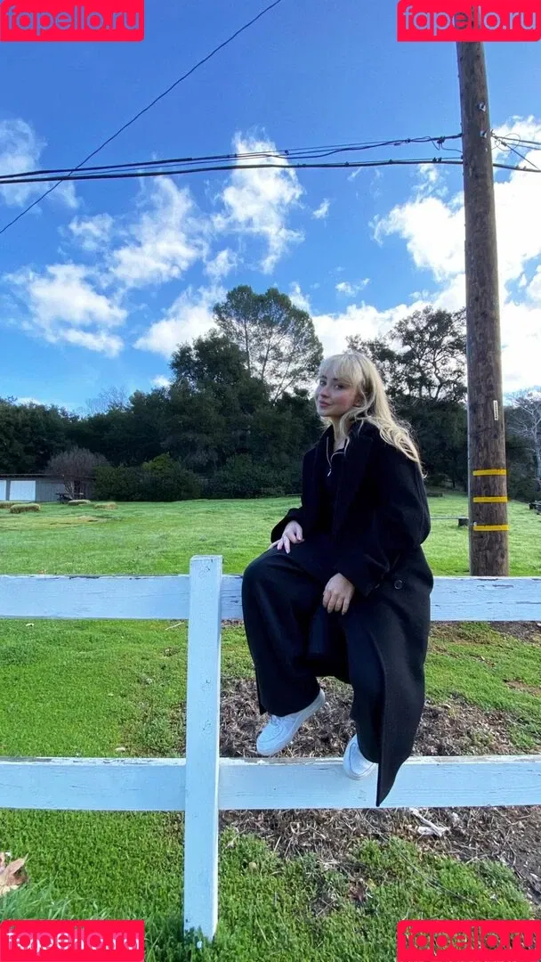 Sabrina Carpenter Onlyfans Photo Gallery 
