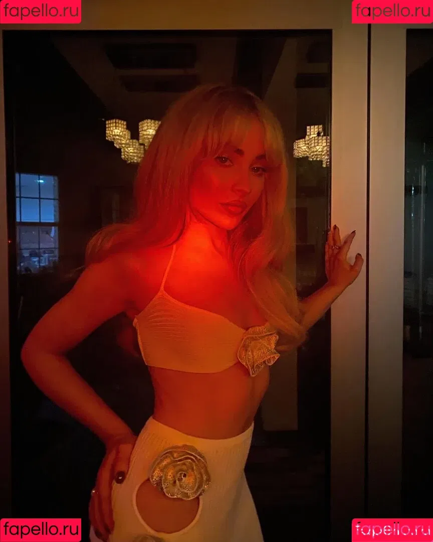 Sabrina Carpenter Onlyfans Photo Gallery 