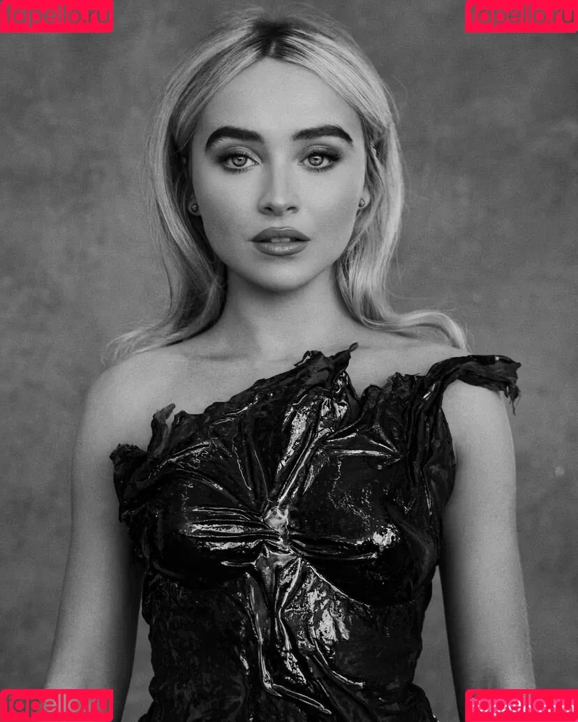 Sabrina Carpenter Onlyfans Photo Gallery 