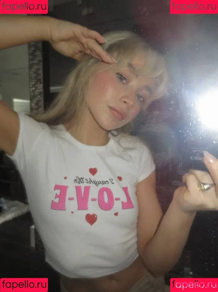 Sabrina Carpenter Onlyfans Photo Gallery 