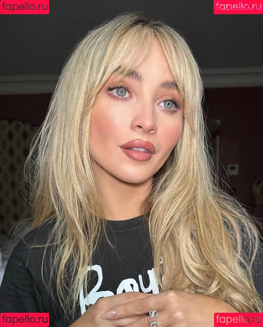 Sabrina Carpenter Onlyfans Photo Gallery 