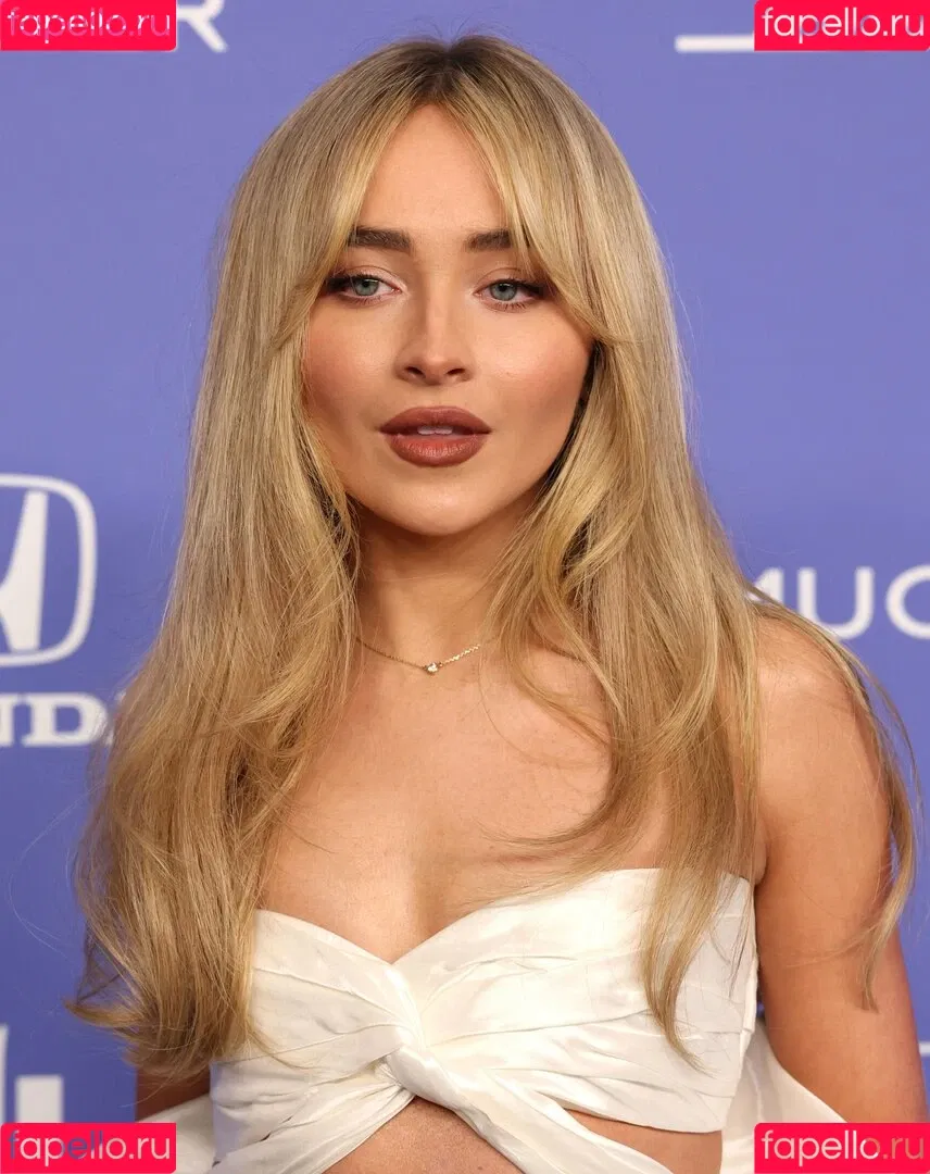 Sabrina Carpenter Onlyfans Photo Gallery 