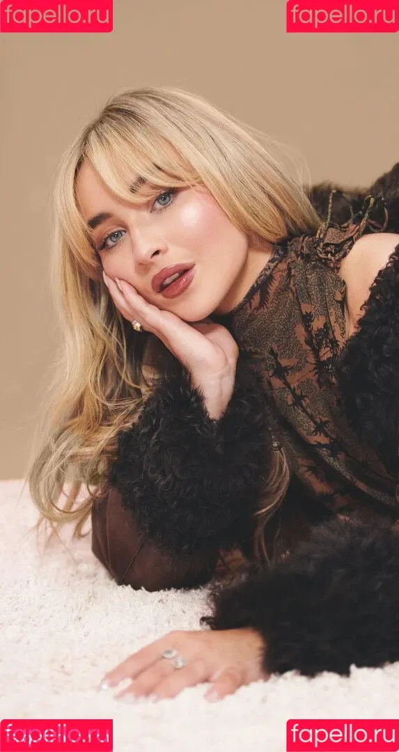 Sabrina Carpenter Onlyfans Photo Gallery 