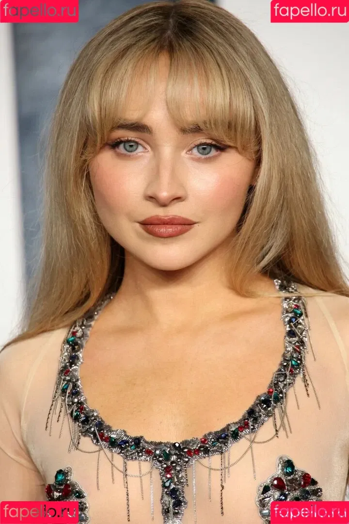 Sabrina Carpenter Onlyfans Photo Gallery 