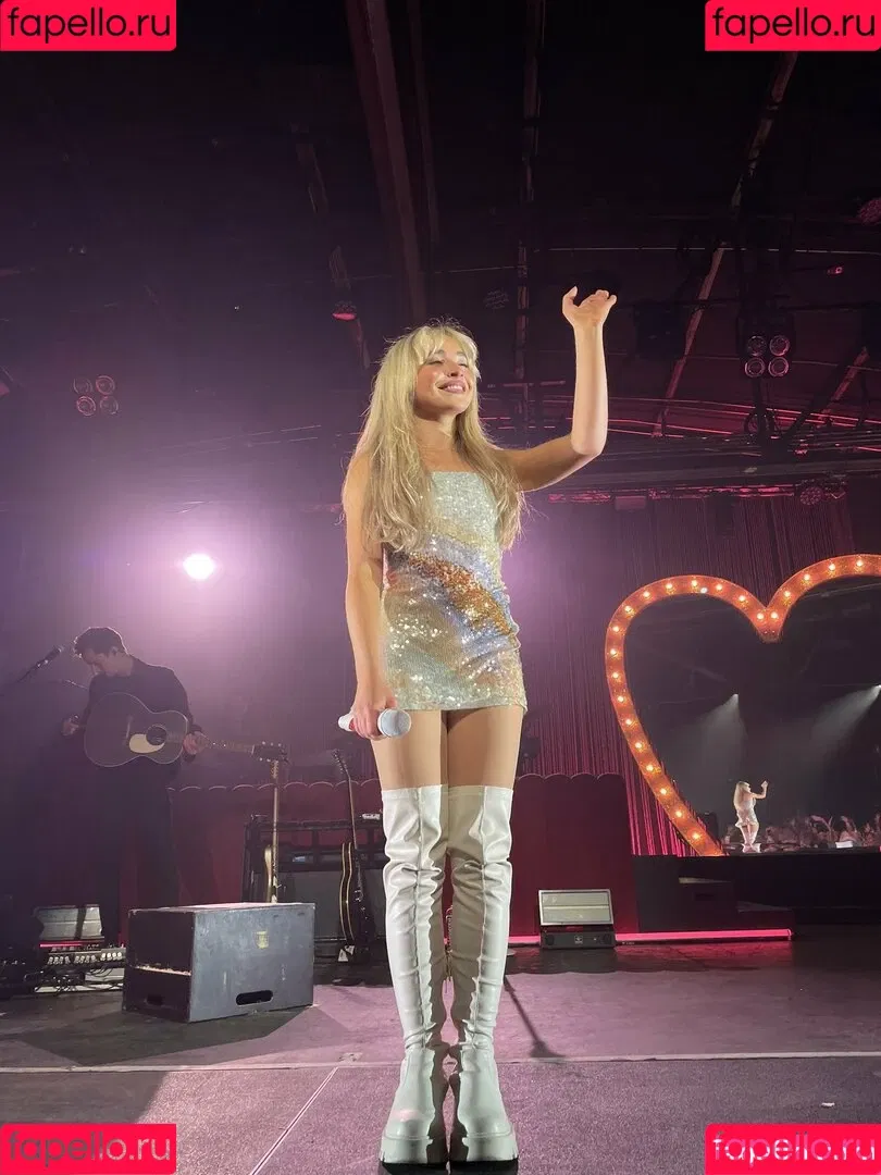 Sabrina Carpenter Onlyfans Photo Gallery 